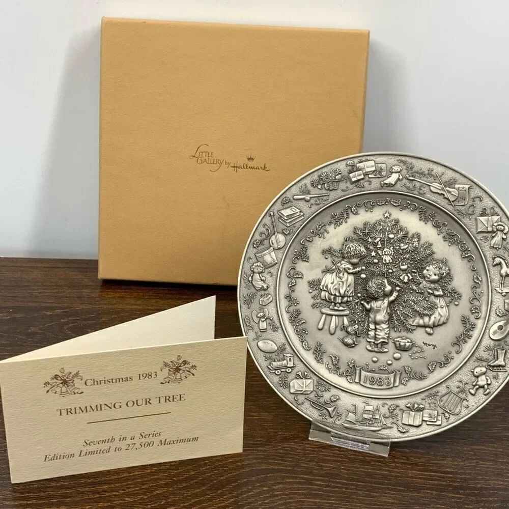 Vintage Little Gallery By Hallmark Mary Hamilton Christmas Pewter Plate Gray OS